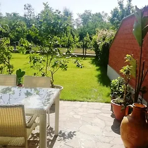 https://accogliente-bilocale-con-giardino-vicino-a-milano.italymilanhotels.net