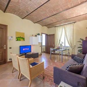 https://palace-suite-duomo-5-stelle.emilia-romagnahotels.net